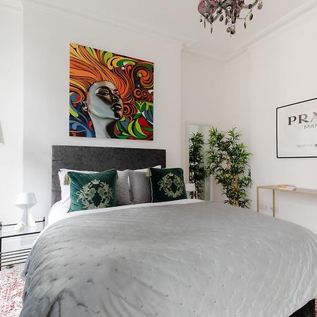 Rare Find Off Oxford St! Soho 5Bed Design House For Xxl Groups Apartment London Bagian luar foto