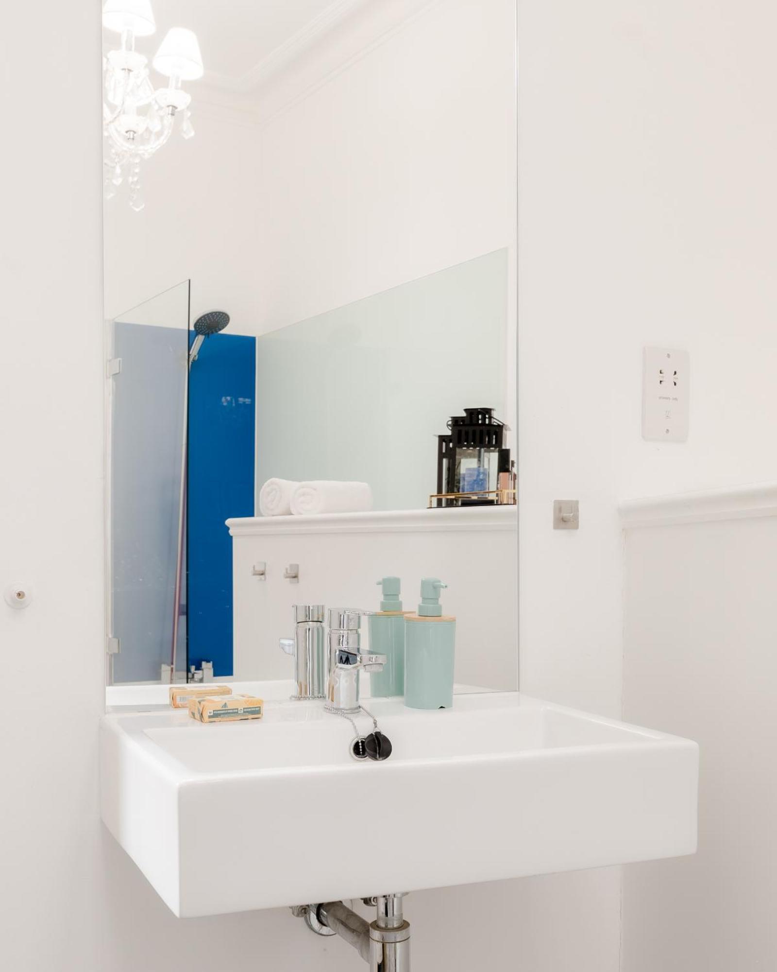 Rare Find Off Oxford St! Soho 5Bed Design House For Xxl Groups Apartment London Bagian luar foto