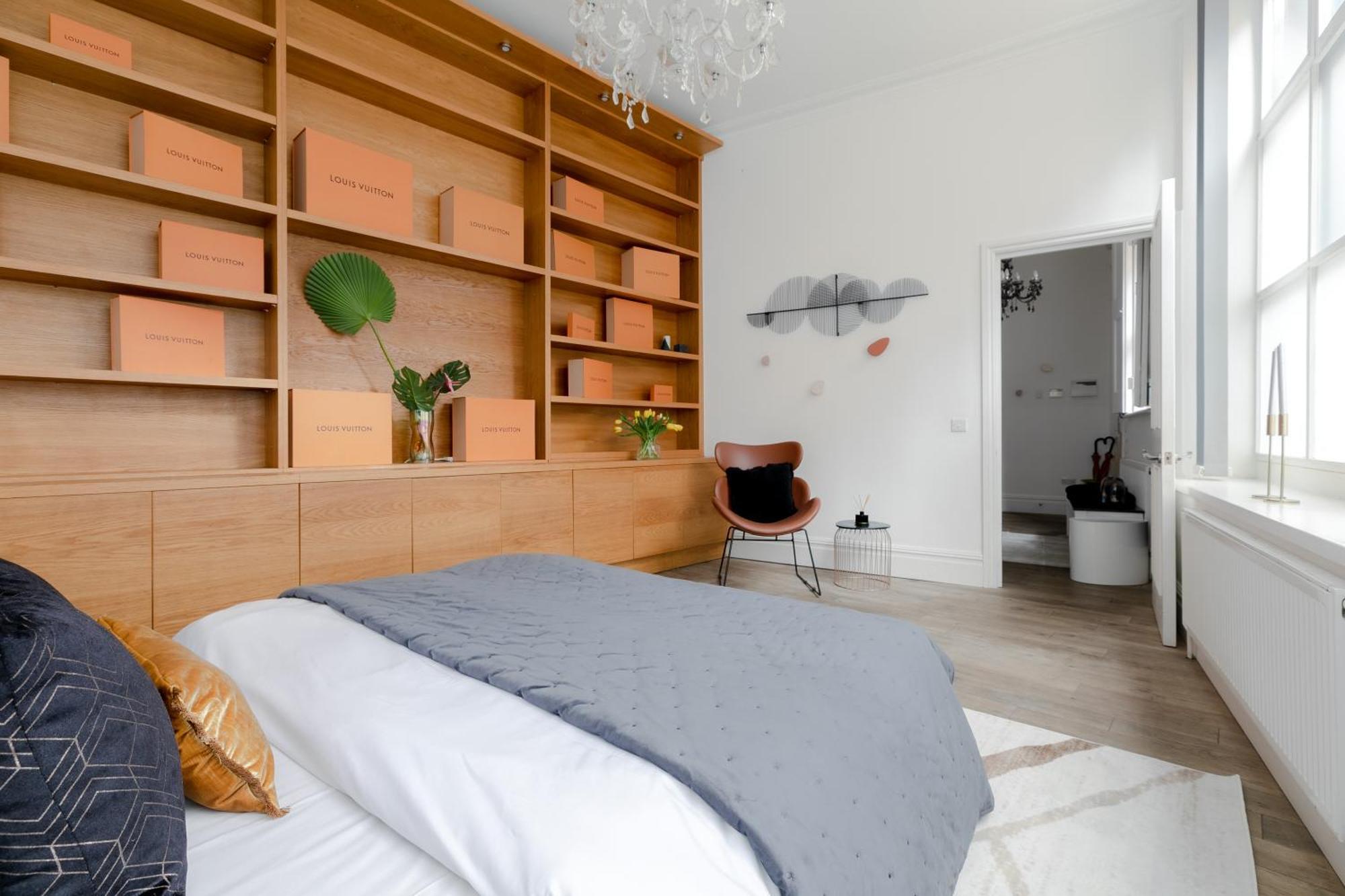 Rare Find Off Oxford St! Soho 5Bed Design House For Xxl Groups Apartment London Bagian luar foto